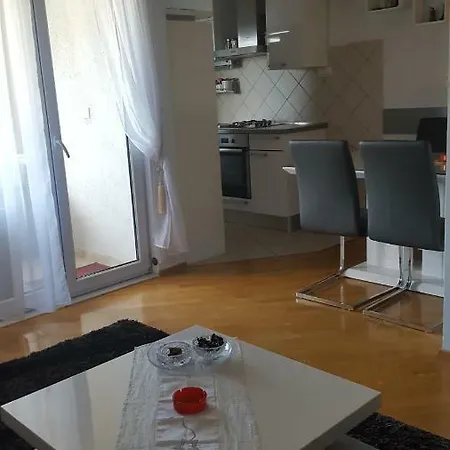 Apartman Astra